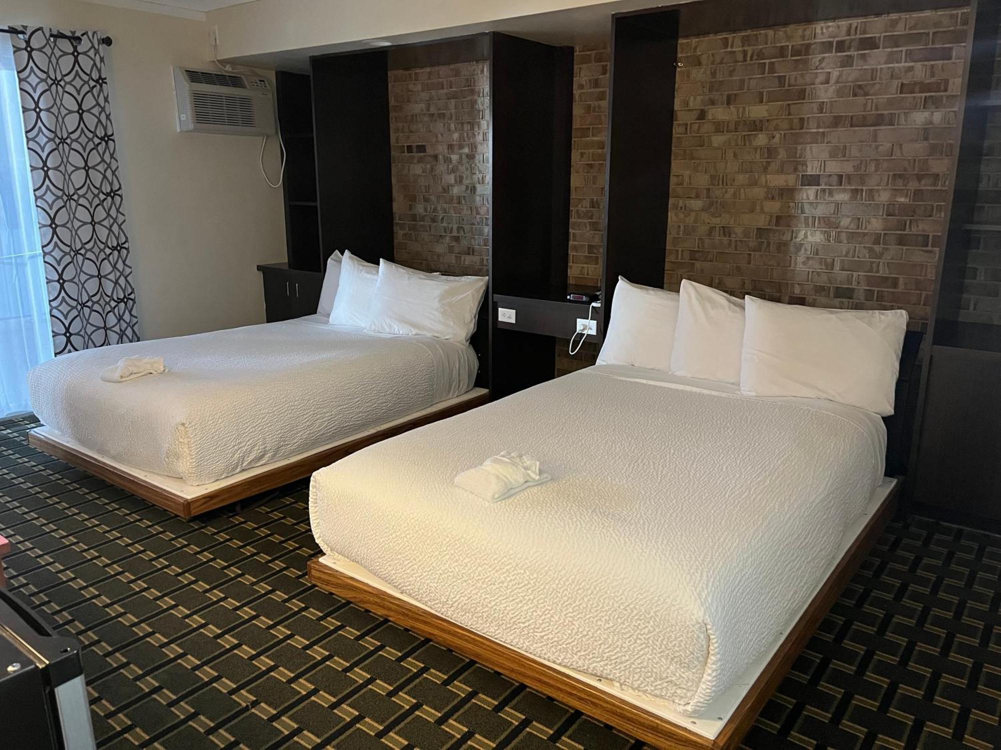 The Hudson Inn Morris Chambre photo